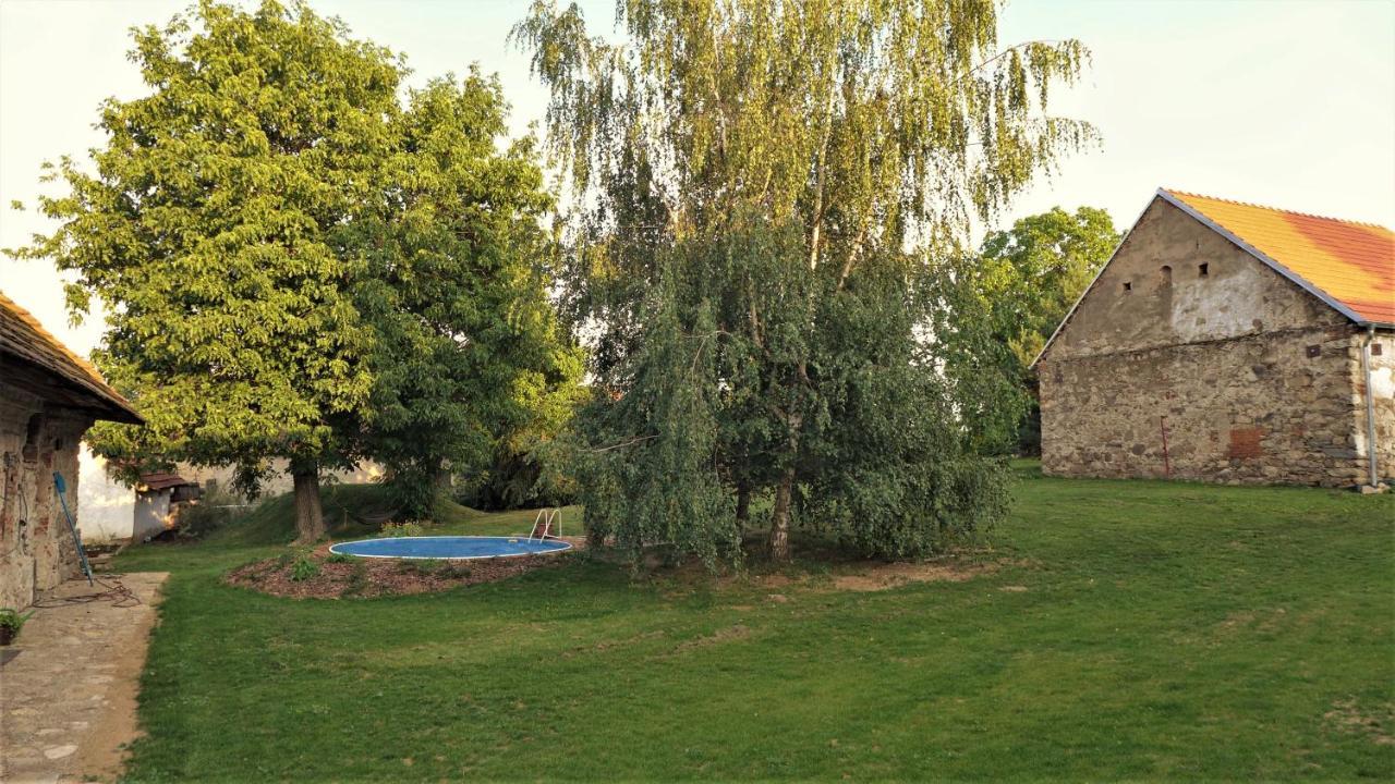 Orechovy Dvur Velke Nepodrice Exterior foto
