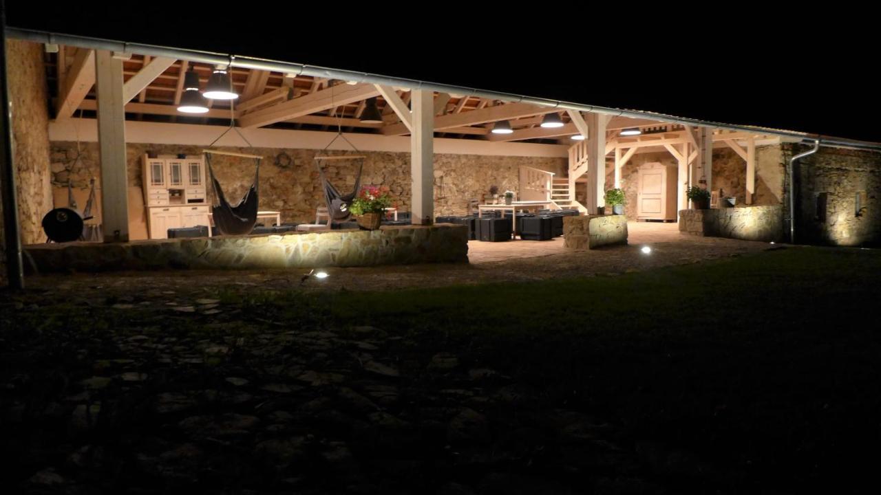 Orechovy Dvur Velke Nepodrice Exterior foto